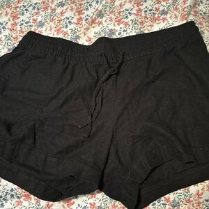 Old Navy black linen shorts